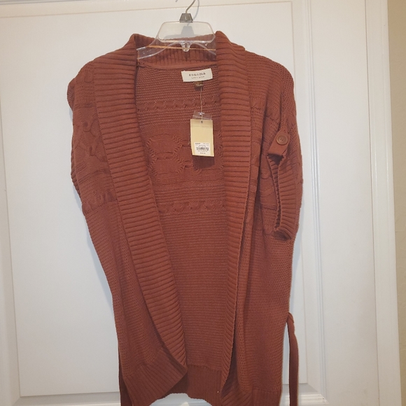 NWT. Brown, short sleeve, cardigen - Picture 3 of 3